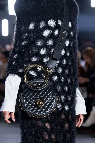 Look 81